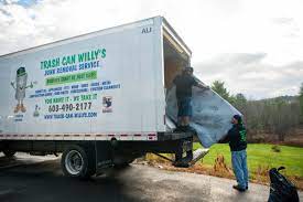 Best Attic Cleanout  in Walled Lake, MI